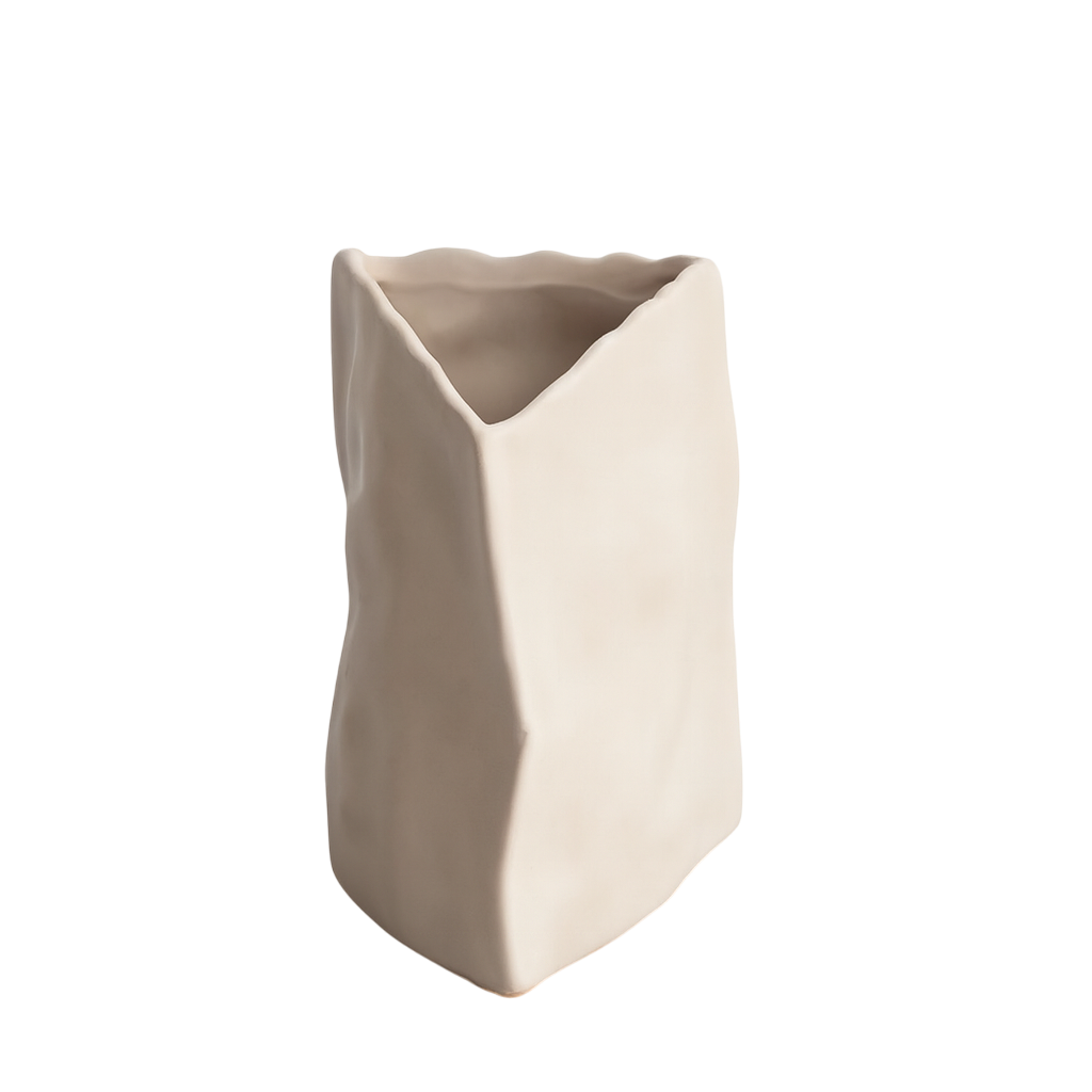 Vase Triangulaire Plissé en Céramique